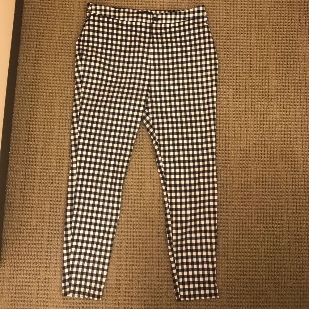 Forever 21 Gingham Skinny Pant